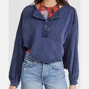 Free People Melodi Cropped Henley Balloon Sleeve Top Navy Large